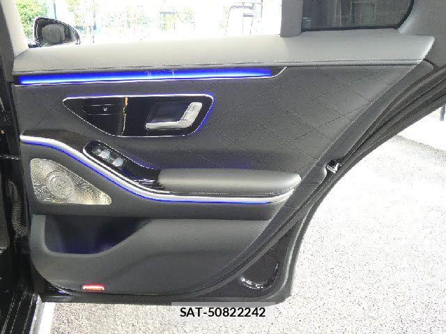 Mercedes Benz S-CLASS 2021-02 7272320-22