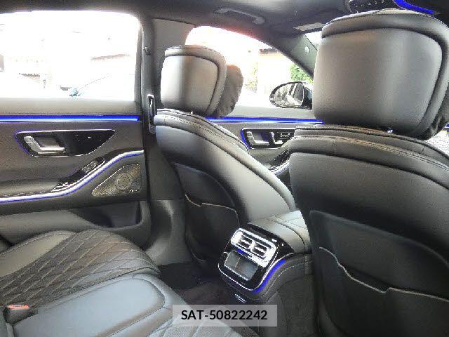Mercedes Benz S-CLASS 2021-02 7272320-26