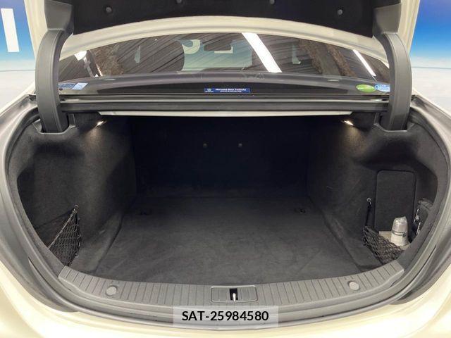 Mercedes Benz S-CLASS 2015-06 7358744-11