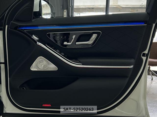 Mercedes Benz S-CLASS 2021-04 7562427-16