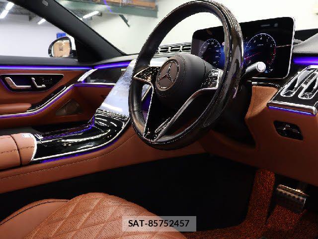 Mercedes Benz S-CLASS 2022-02 7618068-3