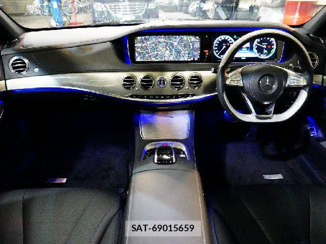 Mercedes Benz S-CLASS 2015-06 8208703-1