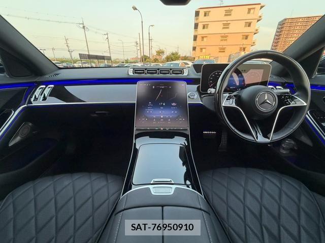 Mercedes Benz S-CLASS 2024-01 8208700-10
