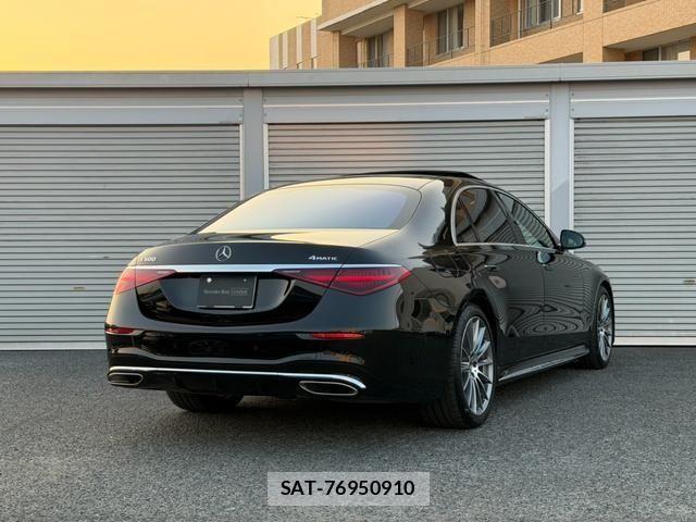 Mercedes Benz S-CLASS 2024-01 8208700-2