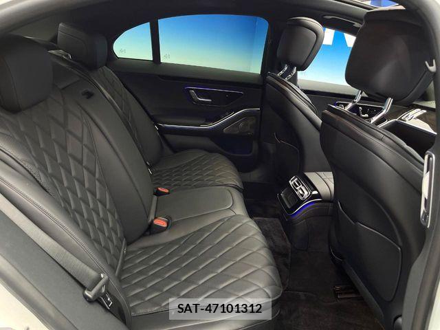 Mercedes Benz S-CLASS 2022-08 8208701-9
