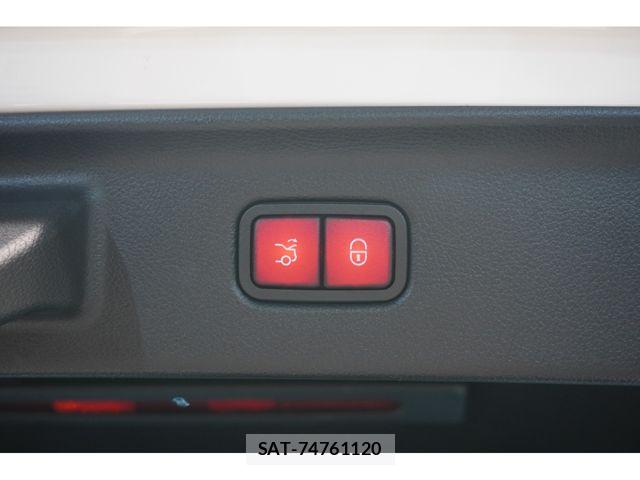 Mercedes Benz S-CLASS 2023-10 8245916-24
