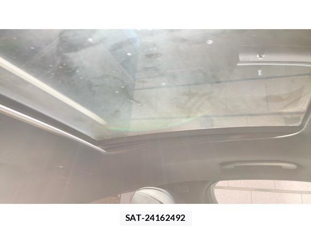 Mercedes Benz S-CLASS 2016-03 8413585-23