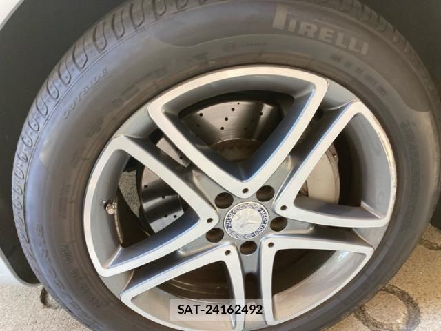 Mercedes Benz S-CLASS 2016-03 8413585-6