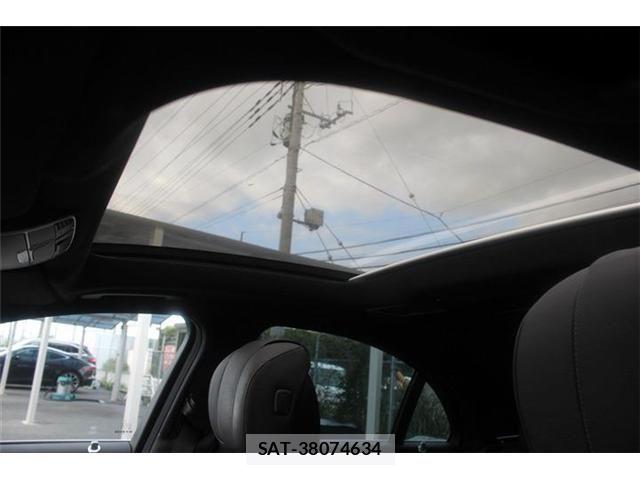 Mercedes Benz S-CLASS 2014-03 8685947-16