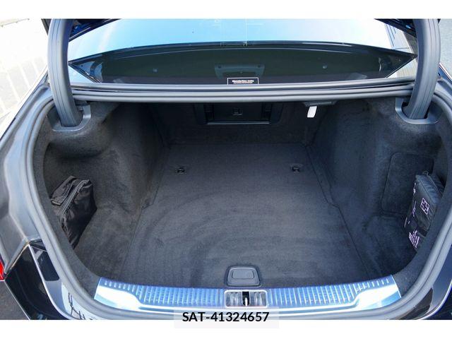 Mercedes Benz S-CLASS 2021-07 8883908-22