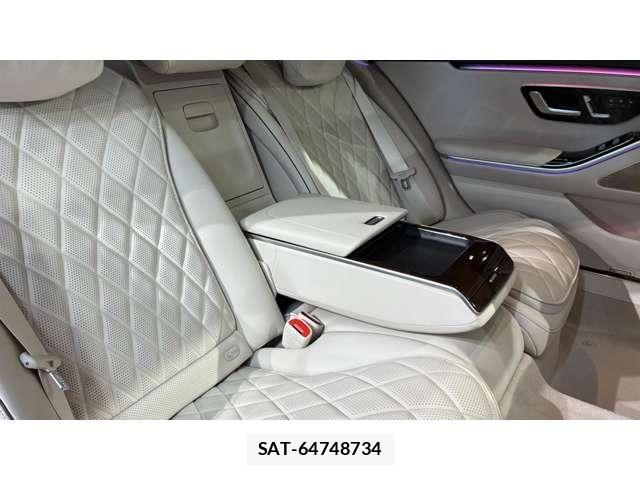 Mercedes Benz S-CLASS 2025-12 8146163-22