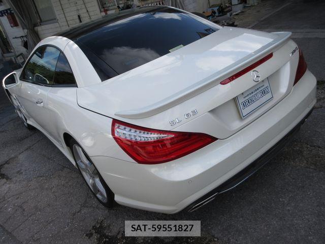 Mercedes Benz SL-CLASS 2012-10 3379383-20