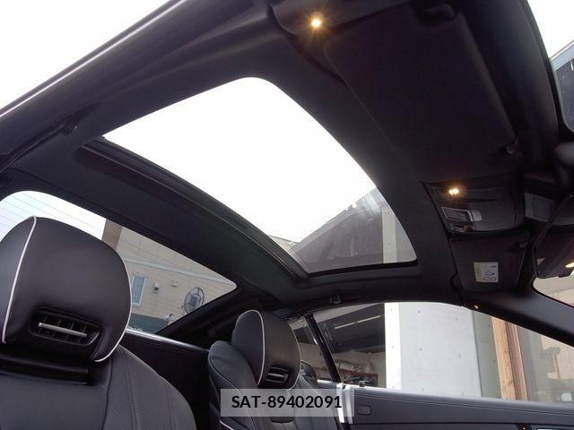 Mercedes Benz SL-CLASS 2016-12 3772040-10