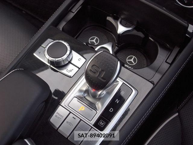 Mercedes Benz SL-CLASS 2016-12 3772040-17