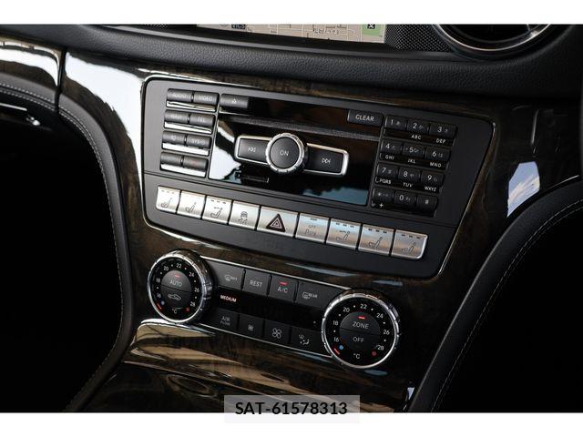 Mercedes Benz SL-CLASS 2014-04 6752390-17