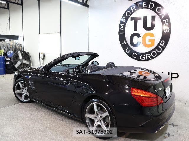 Mercedes Benz SL-CLASS 2016-06 6903125-12