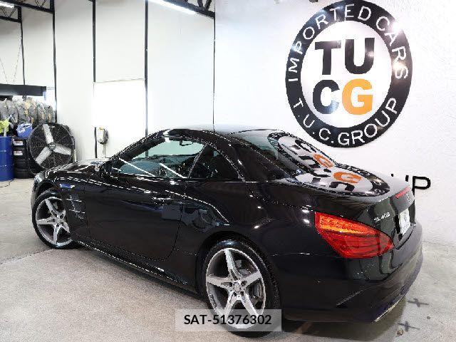 Mercedes Benz SL-CLASS 2016-06 6903125-14