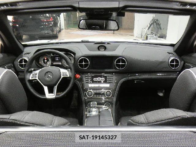 Mercedes Benz SL-CLASS 2012-07 7251510-16
