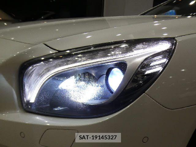 Mercedes Benz SL-CLASS 2012-07 7251510-19
