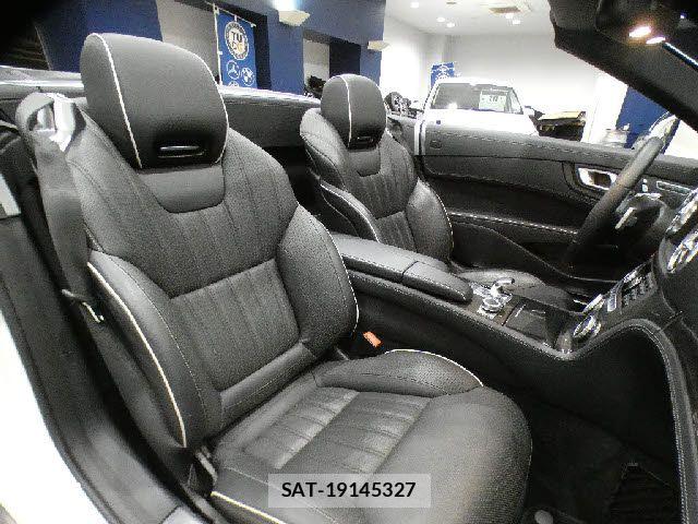 Mercedes Benz SL-CLASS 2012-07 7251510-23