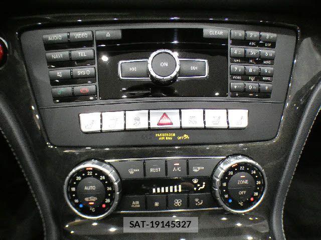 Mercedes Benz SL-CLASS 2012-07 7251510-26