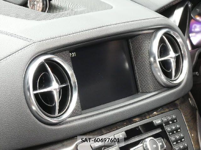 Mercedes Benz SL-CLASS 2013-02 7392852-9