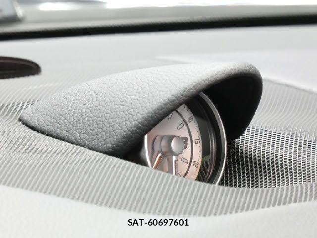 Mercedes Benz SL-CLASS 2013-02 7392852-27