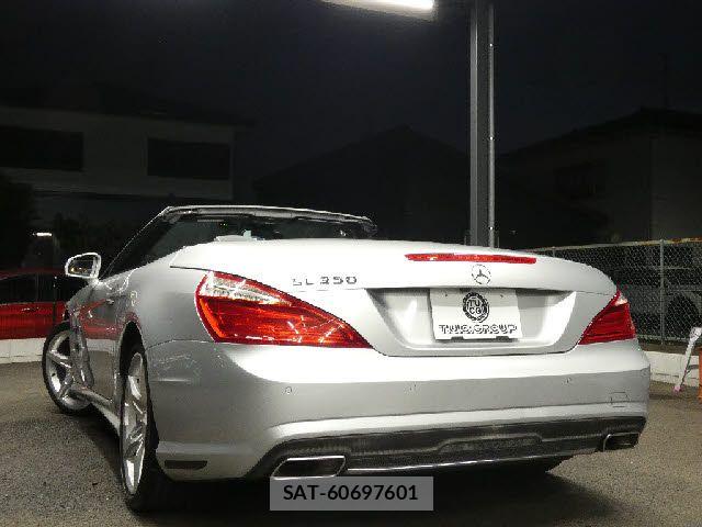 Mercedes Benz SL-CLASS 2013-02 7392852-2