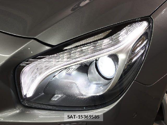 Mercedes Benz SL-CLASS 2015-04 7725634-19