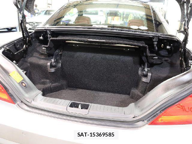 Mercedes Benz SL-CLASS 2015-04 7725634-6