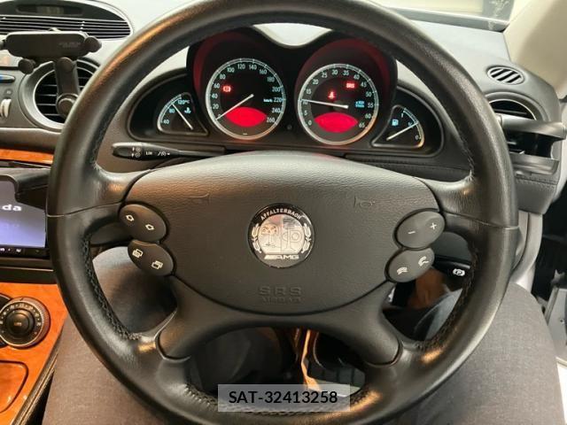 Mercedes Benz SL-CLASS 2005-04 7725635-16