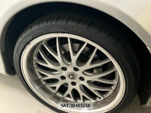 Mercedes Benz SL-CLASS 2005-04 7725635-7