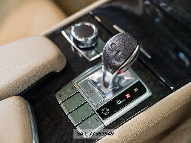 Mercedes Benz SL-CLASS 2014-01 7902945-17