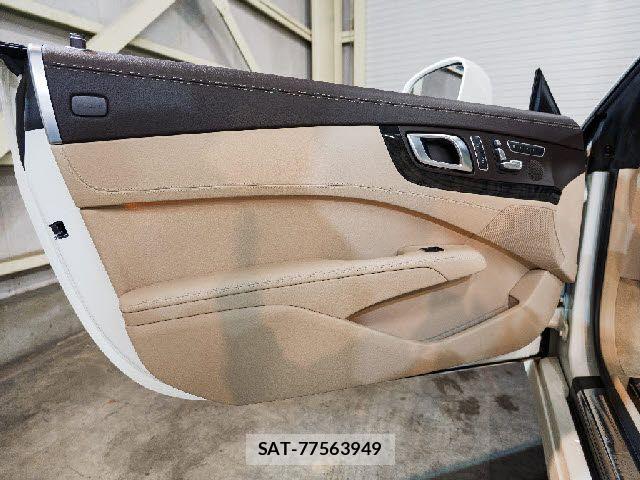 Mercedes Benz SL-CLASS 2014-01 7902945-25