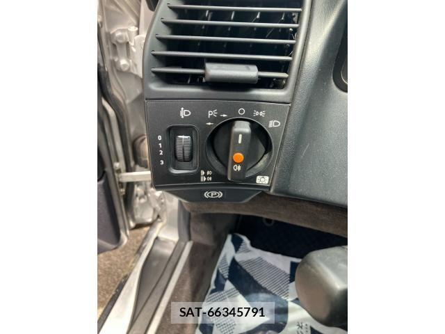 Mercedes Benz SL-CLASS 1996-03 8036757-10