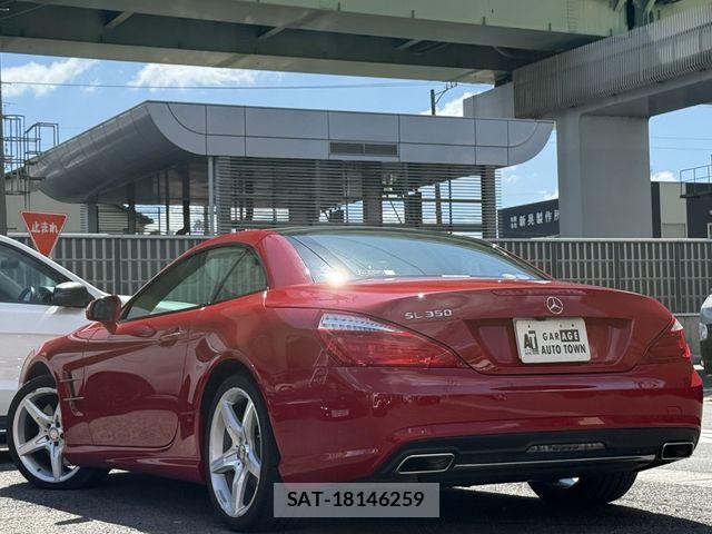 Mercedes Benz SL-CLASS 2014-09 8315440-10