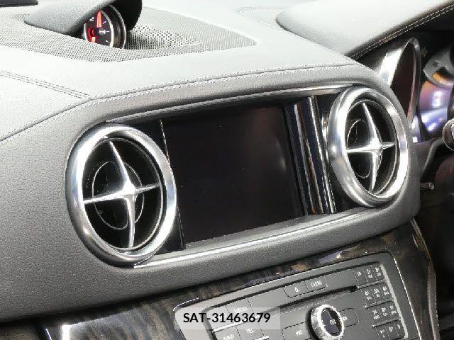Mercedes Benz SL-CLASS 2016-01 8366996-9