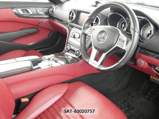 Mercedes Benz SL-CLASS 2016-01 8457893-12