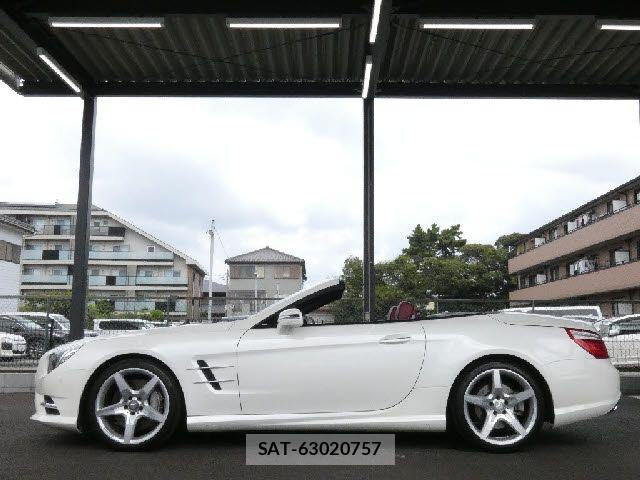 Mercedes Benz SL-CLASS 2016-01 8457893-14