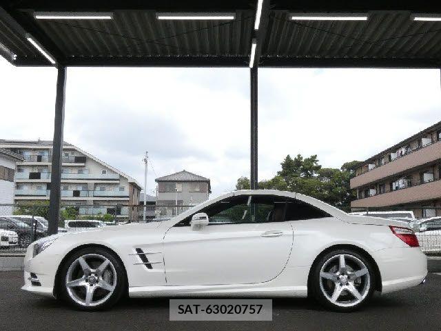 Mercedes Benz SL-CLASS 2016-01 8457893-16