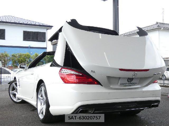 Mercedes Benz SL-CLASS 2016-01 8457893-17