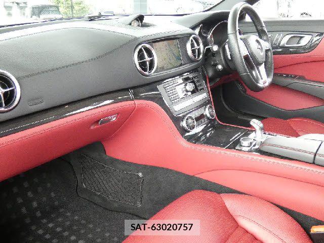 Mercedes Benz SL-CLASS 2016-01 8457893-1