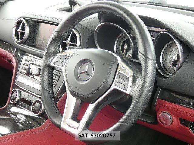 Mercedes Benz SL-CLASS 2016-01 8457893-24