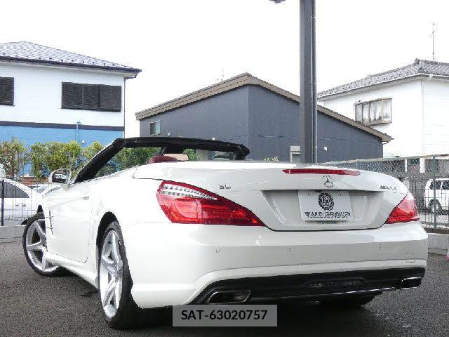 Mercedes Benz SL-CLASS 2016-01 8457893-2