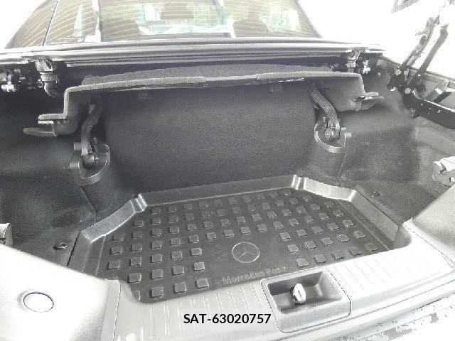 Mercedes Benz SL-CLASS 2016-01 8457893-6