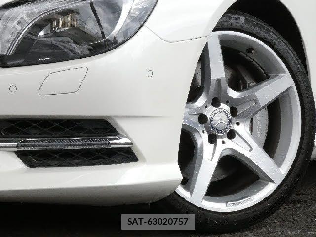Mercedes Benz SL-CLASS 2016-01 8457893-7