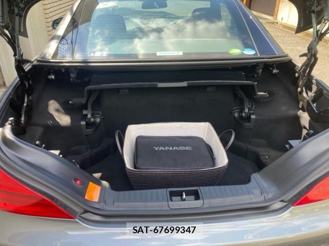 Mercedes Benz SL-CLASS 2017-01 8685945-17