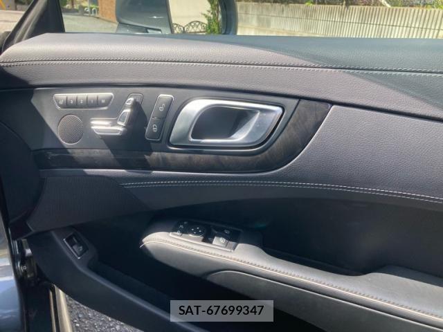 Mercedes Benz SL-CLASS 2017-01 8685945-8