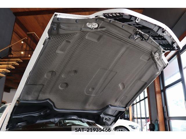 Mercedes Benz SL-CLASS 1999-08 8880772-9