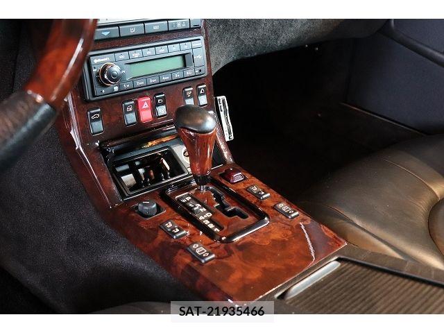 Mercedes Benz SL-CLASS 1999-08 8880772-16